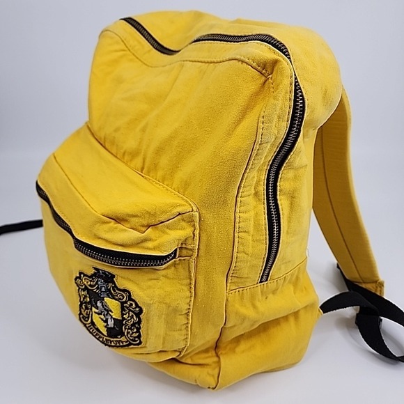Warner Bros. Other - Universal Studios The Wizarding World Of Harry Potter Hufflepuff Backpack Yellow